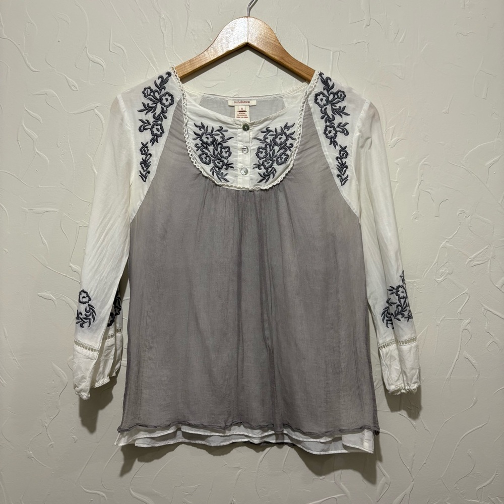 Sundance grey/white floral embroidery silk blend blouse (small)